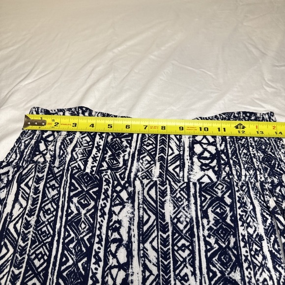 Three Dots Womens Navy White Geometric Tribal Print Wide Leg Rayon Pants Size M - Picture 4 of 9